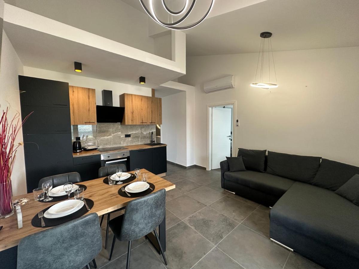 Apartments Pina Корнич Екстер'єр фото